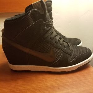 COPY - Womens nike sky hi dunk size 8